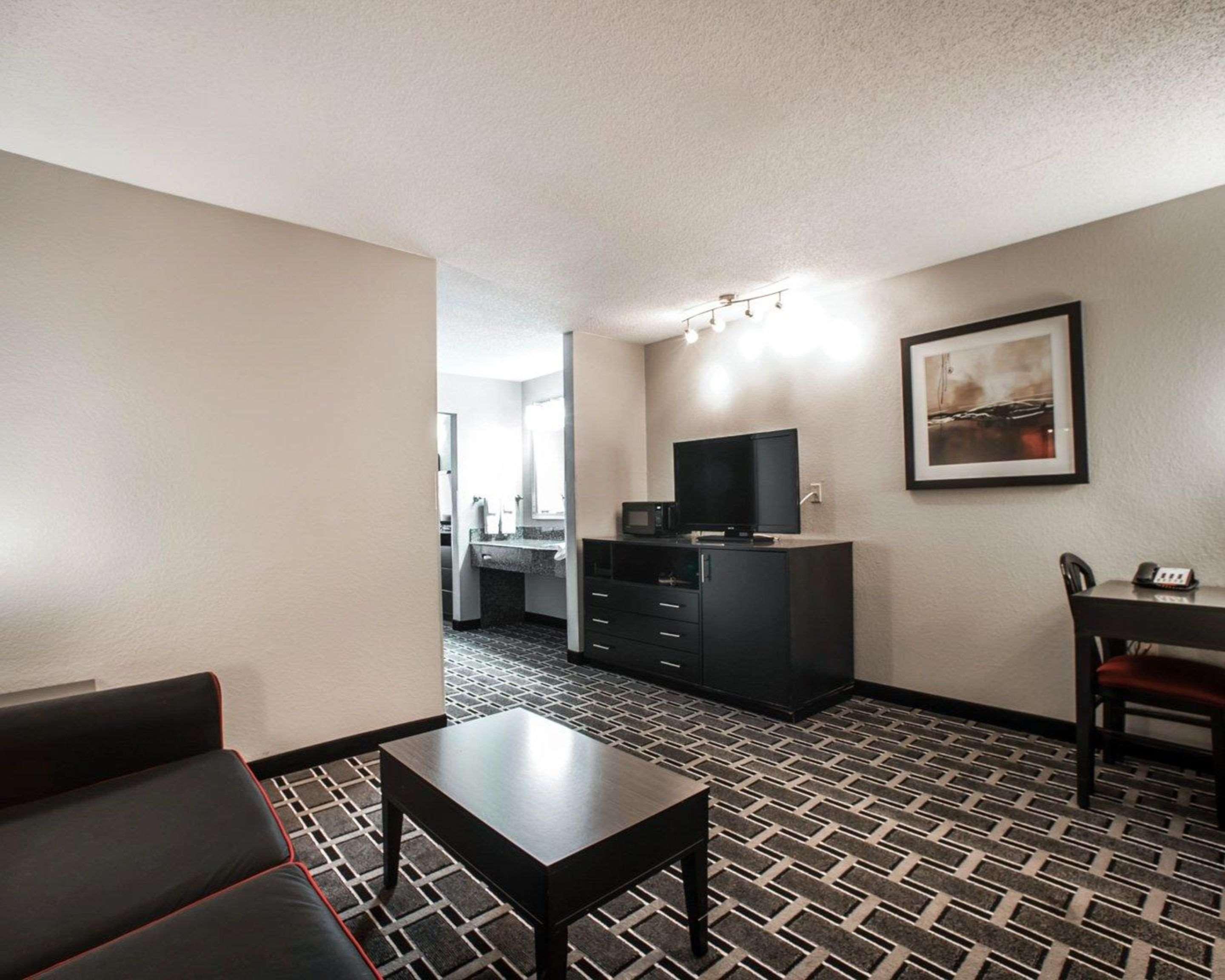 Comfort Suites Nashville Airport - Bna Ngoại thất bức ảnh