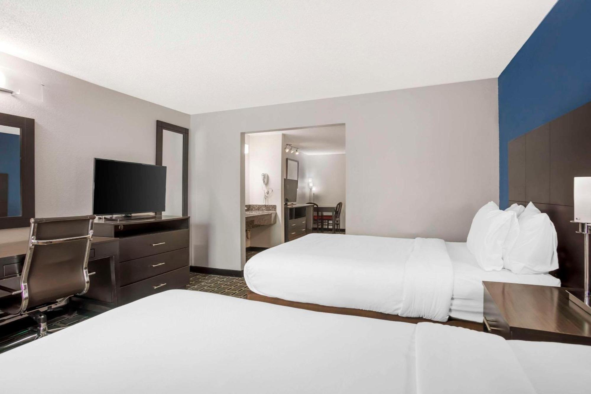 Comfort Suites Nashville Airport - Bna Ngoại thất bức ảnh