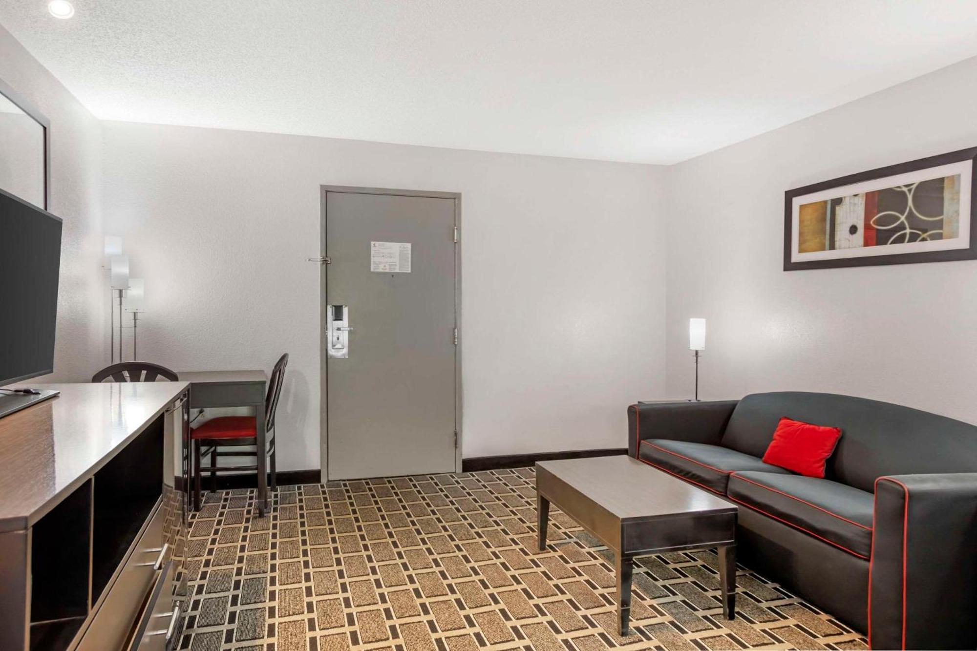 Comfort Suites Nashville Airport - Bna Ngoại thất bức ảnh
